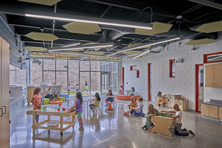 Grade-level Centered 'Neighborhood'